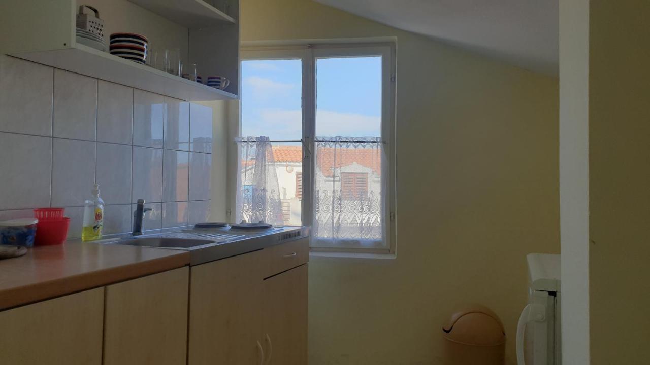 Seaside Apartment *